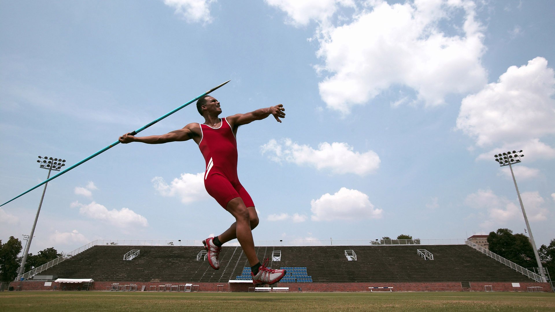 开拓者训练营首日气氛火爆,开拓者训练服